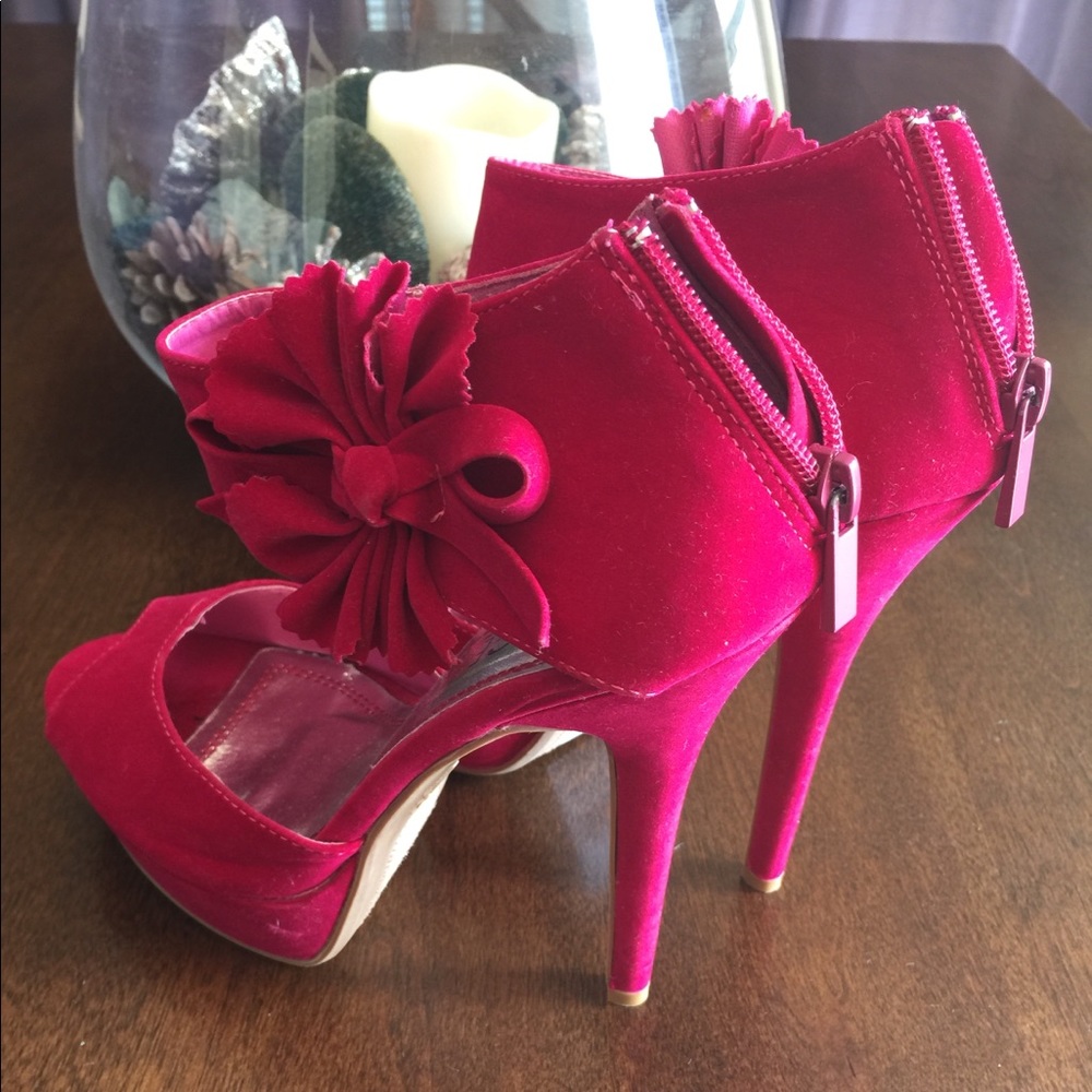Ladies heels